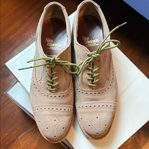 Allen Edmonds Men's Light Brown Brogue Oxfords